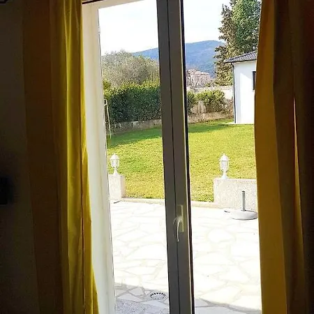 Maison De 2 Chambres A Lucciana Avec Magnifique Vue Sur La Montagne Jardin Clos Et Wifi A 5 Km De La Plage Casa vacanze Lucciana (Corsica)