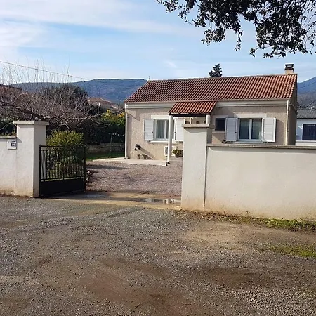Maison De 2 Chambres A Lucciana Avec Magnifique Vue Sur La Montagne Jardin Clos Et Wifi A 5 Km De La Plage * Lucciana (Corsica)
